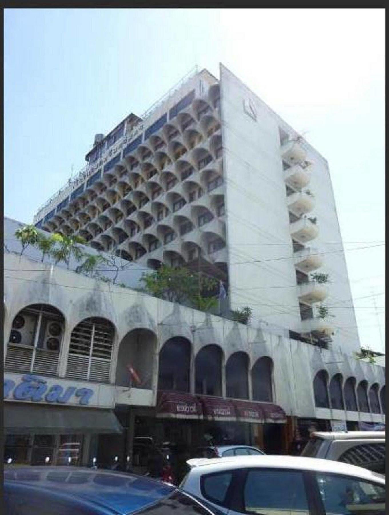 Amarin Nakorn Hotel Phitsanulok Extérieur photo